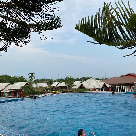 Oyo 416 Golden Nakara Resort Maesai Mae Sai Ngoại thất bức ảnh